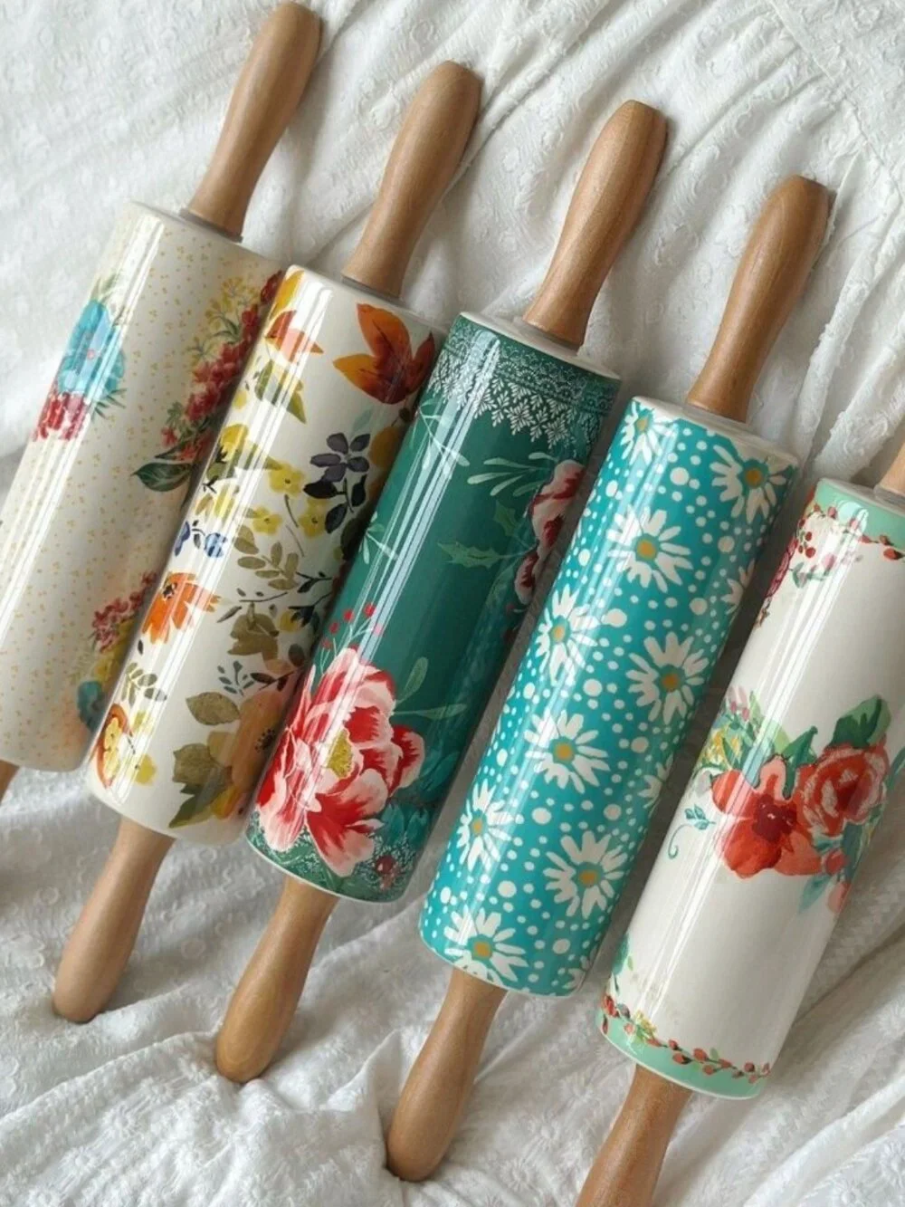 Pioneer Woman Ceramic rolling pin vintage floral pattern
